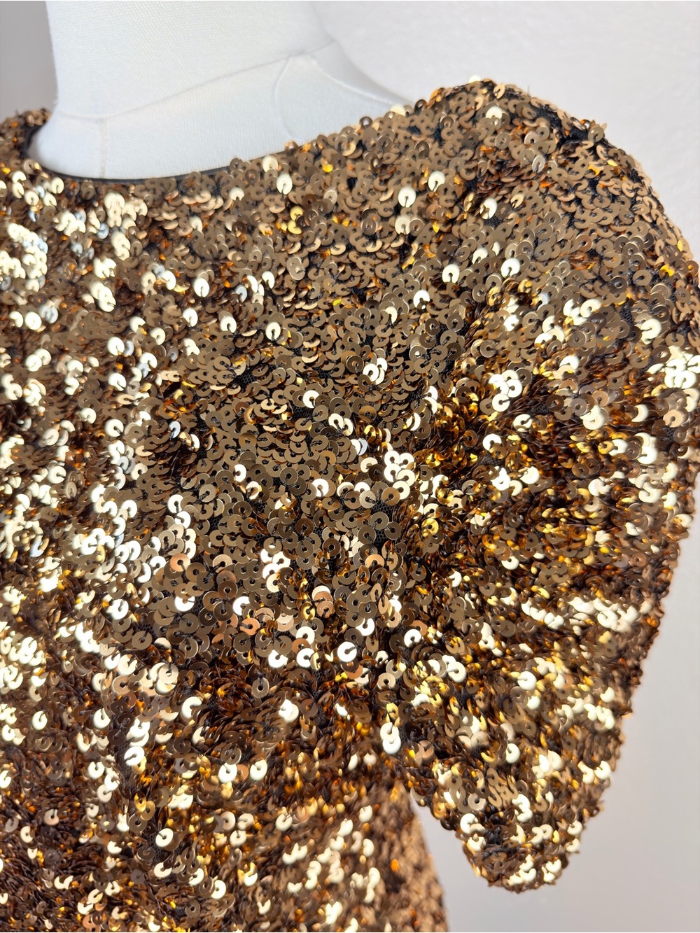 NWT Dress the Population Gold Sequin Midi Dress w Side Slit and Short Sleeves, L - Picture 4 of 13